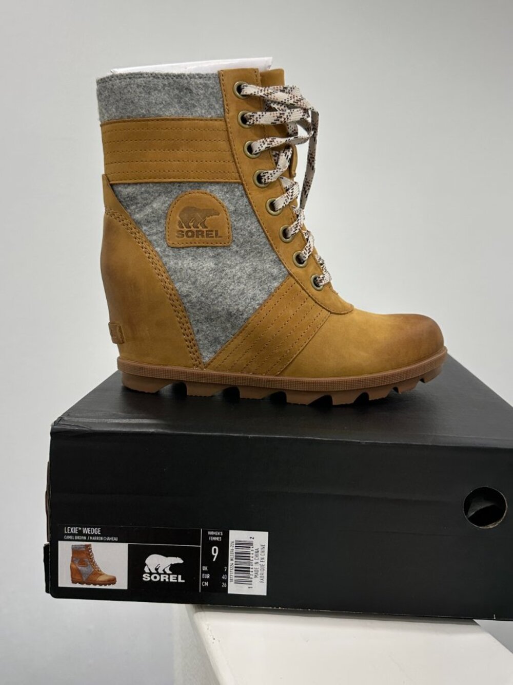 Sorel "LEXIE" Wedge Bootie in Camel Brown - Size 9 - NWT